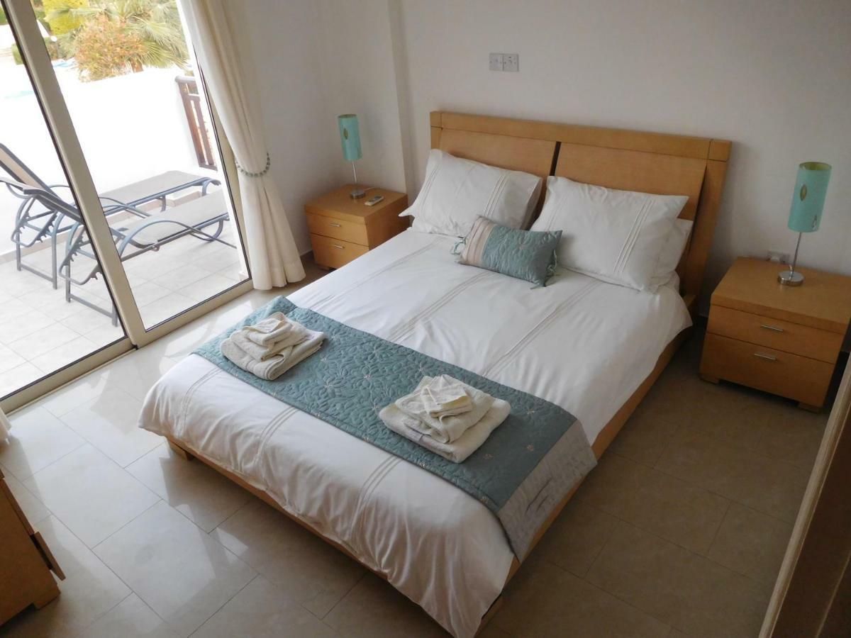 Vanessa 2 Bedroom Apartment Paphos Exterior photo