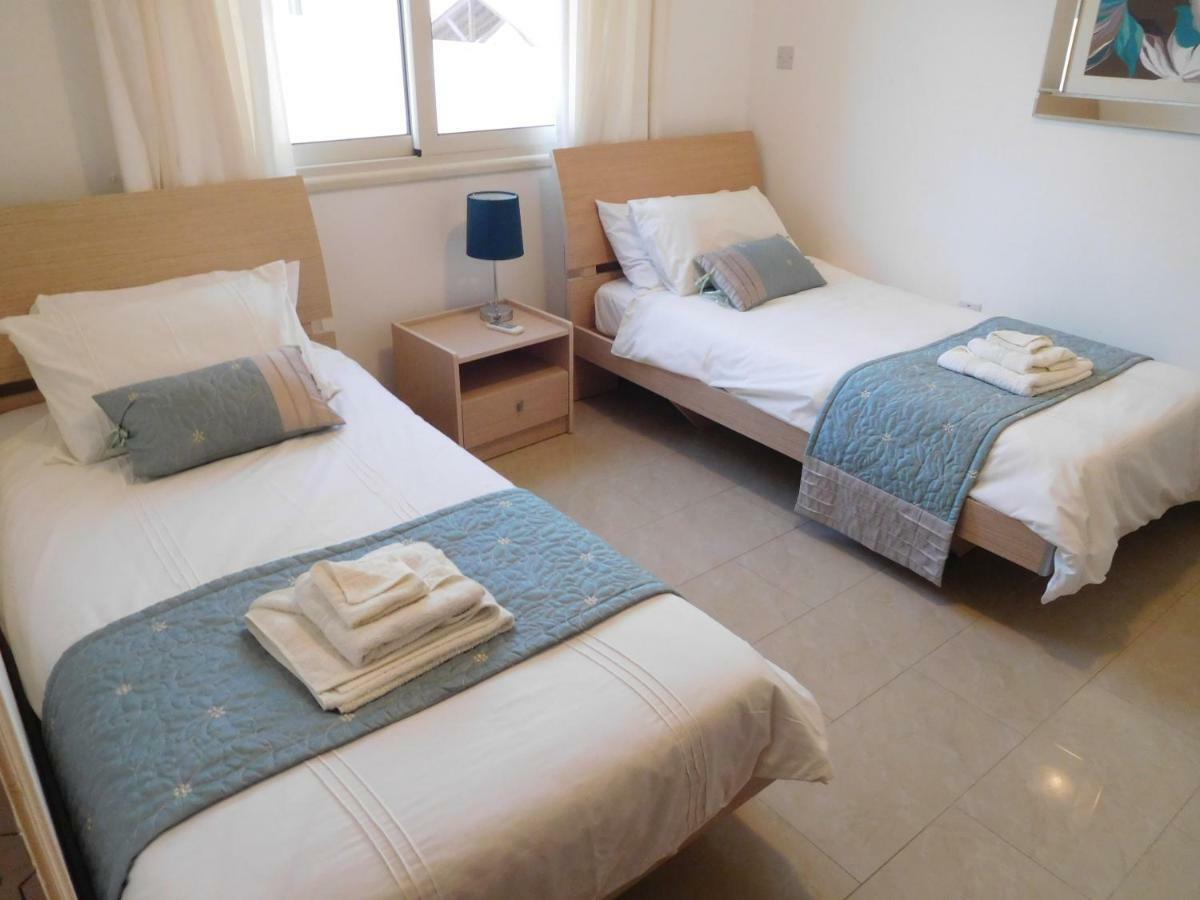 Vanessa 2 Bedroom Apartment Paphos Exterior photo
